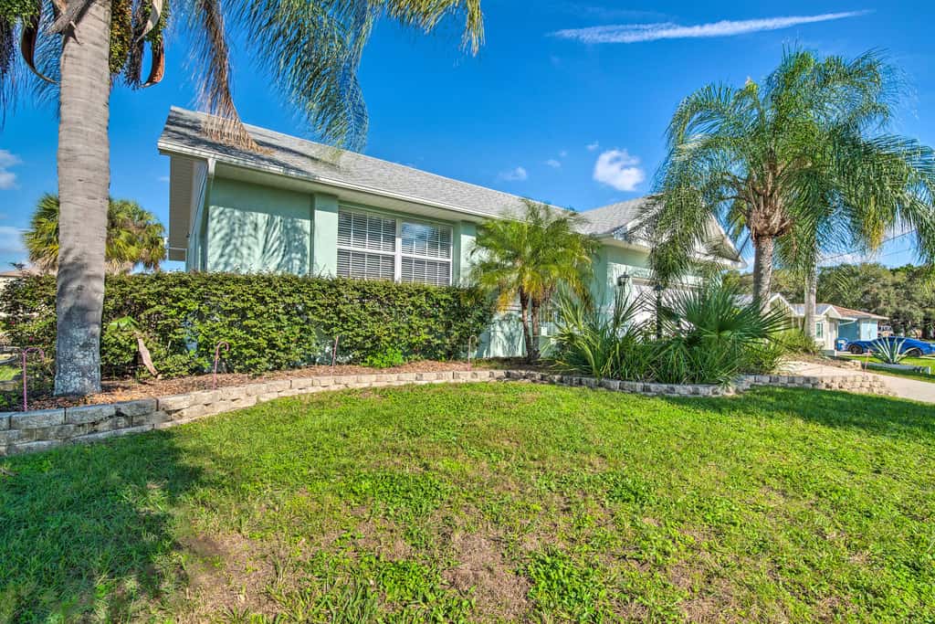 Waterfront Home w/ Dock, Kayaks, Pool + More!