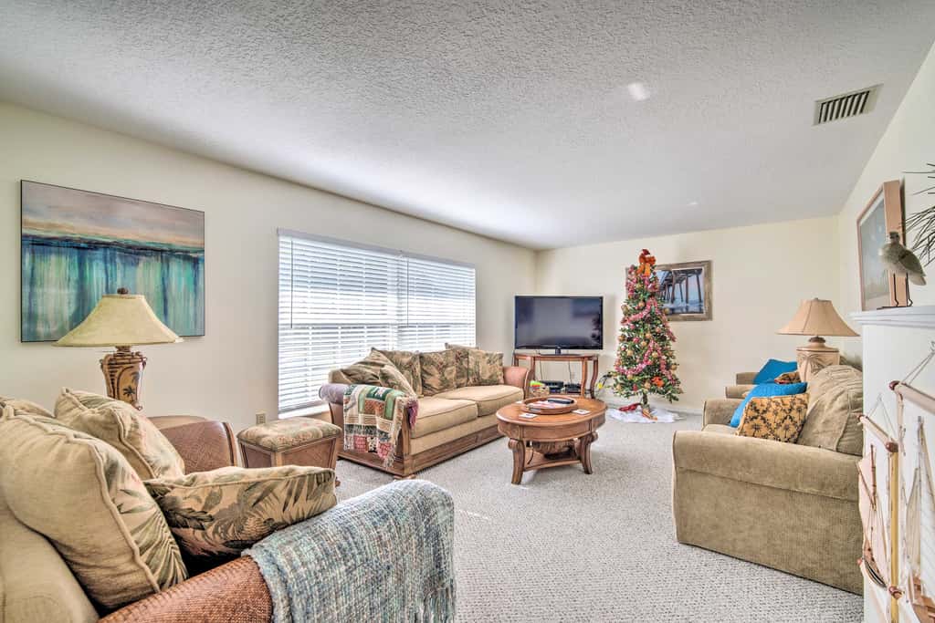 Waterfront Home w/ Dock, Kayaks, Pool + More!