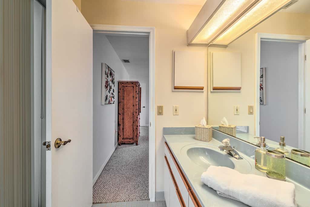 Waterfront Home w/ Dock, Kayaks, Pool + More!