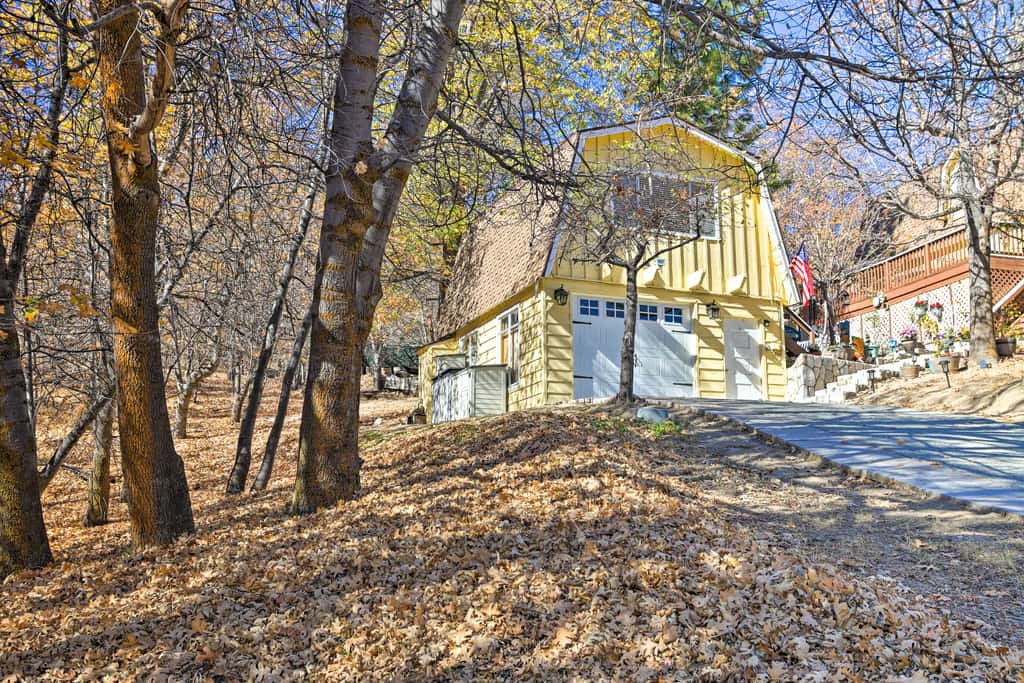 Lake Arrowhead Studio Near Hiking w/ Hot Tub