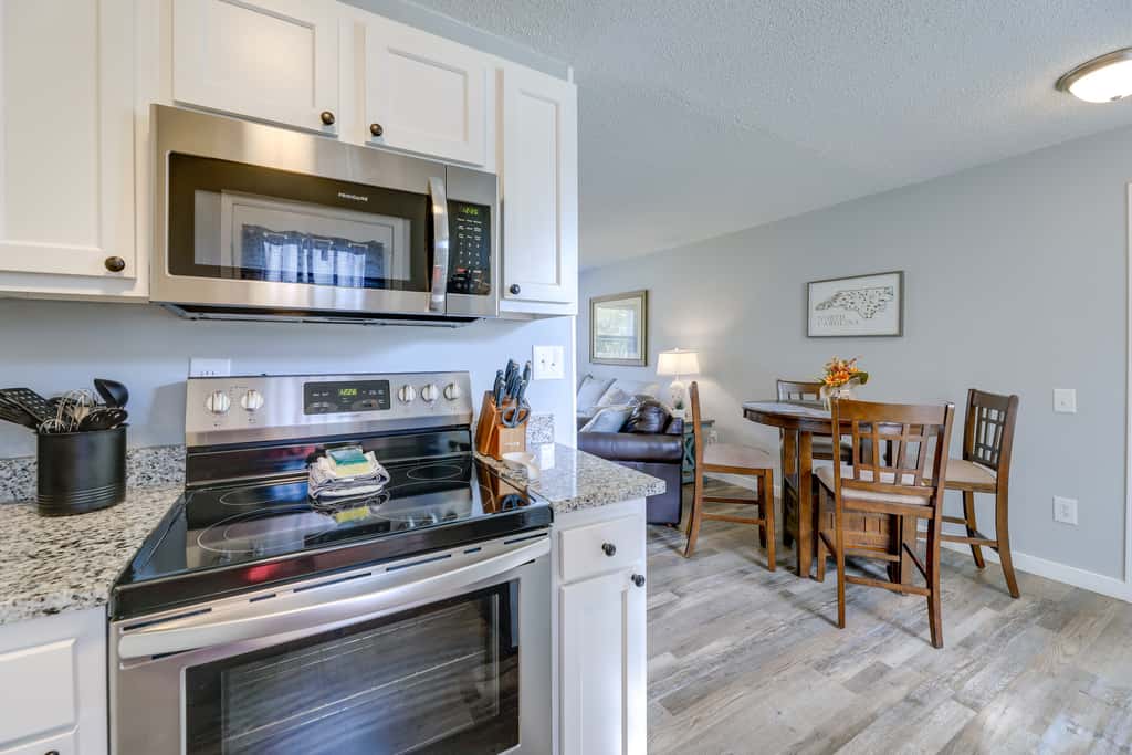 New Bern Abode w/ Yard ~ 2 Mi to Neuse River