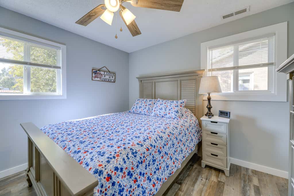 New Bern Abode w/ Yard ~ 2 Mi to Neuse River