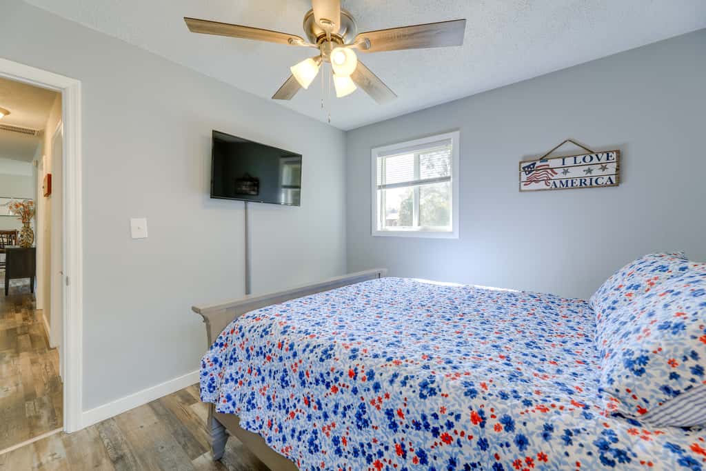 New Bern Abode w/ Yard ~ 2 Mi to Neuse River