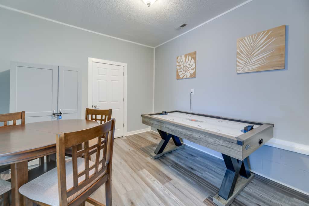 New Bern Abode w/ Yard ~ 2 Mi to Neuse River