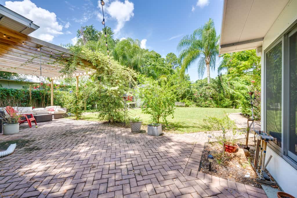 Walk to Historic District! Mt Dora Cottage