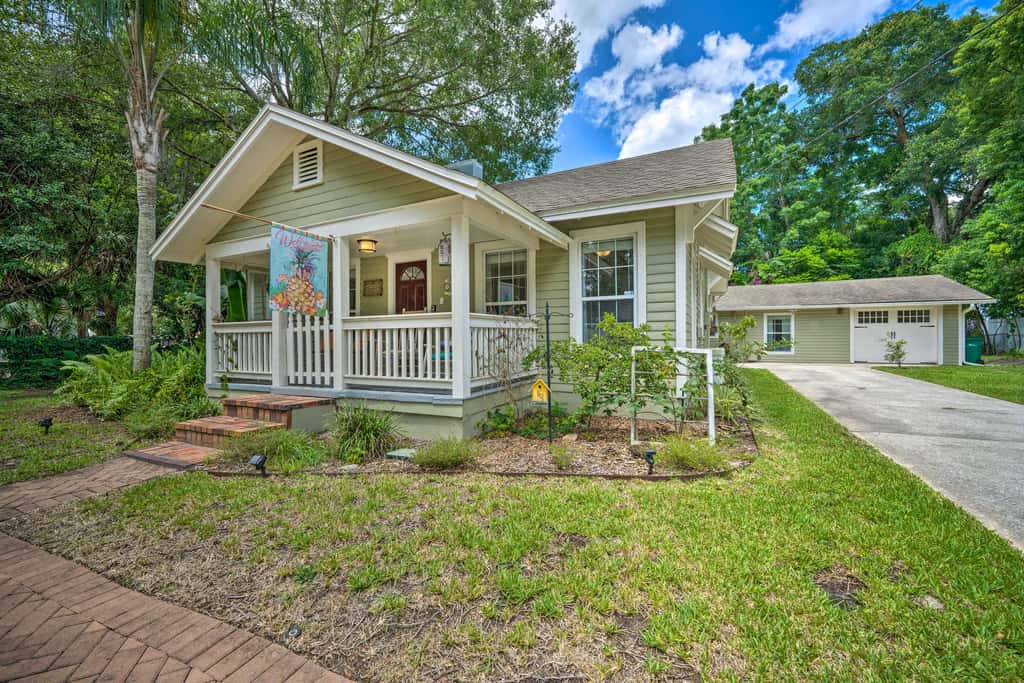 Walk to Historic District! Mt Dora Cottage