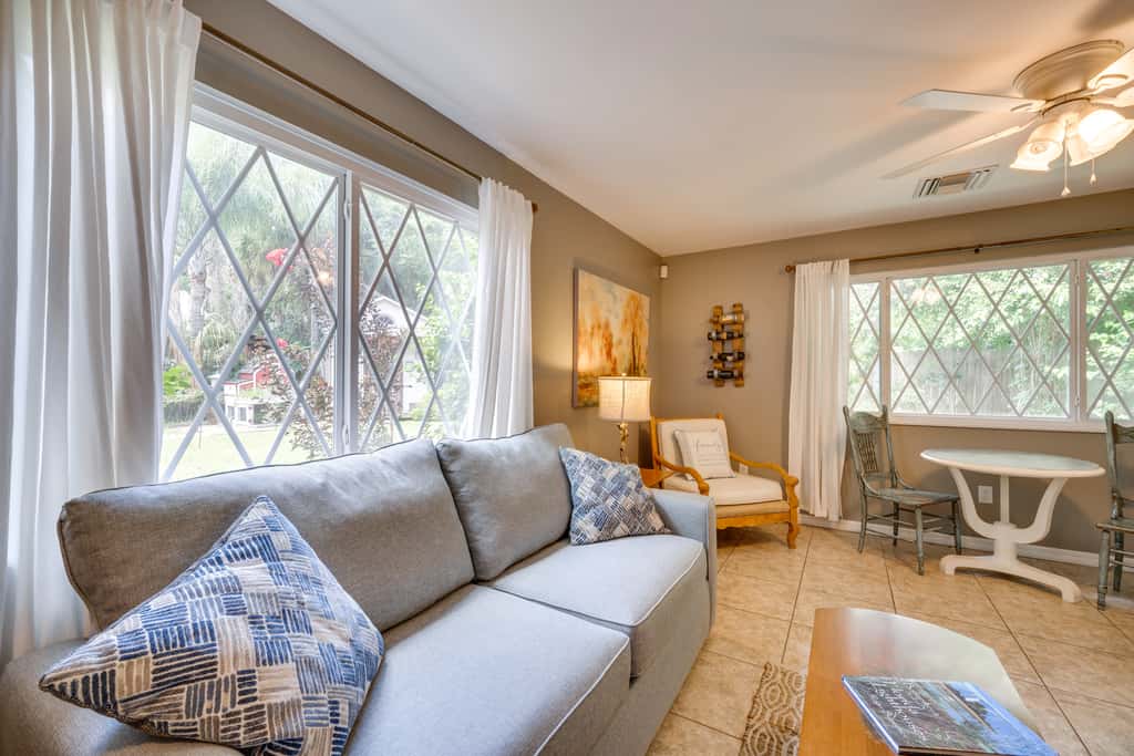 Walk to Historic District! Mt Dora Cottage