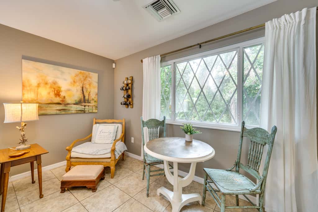 Walk to Historic District! Mt Dora Cottage