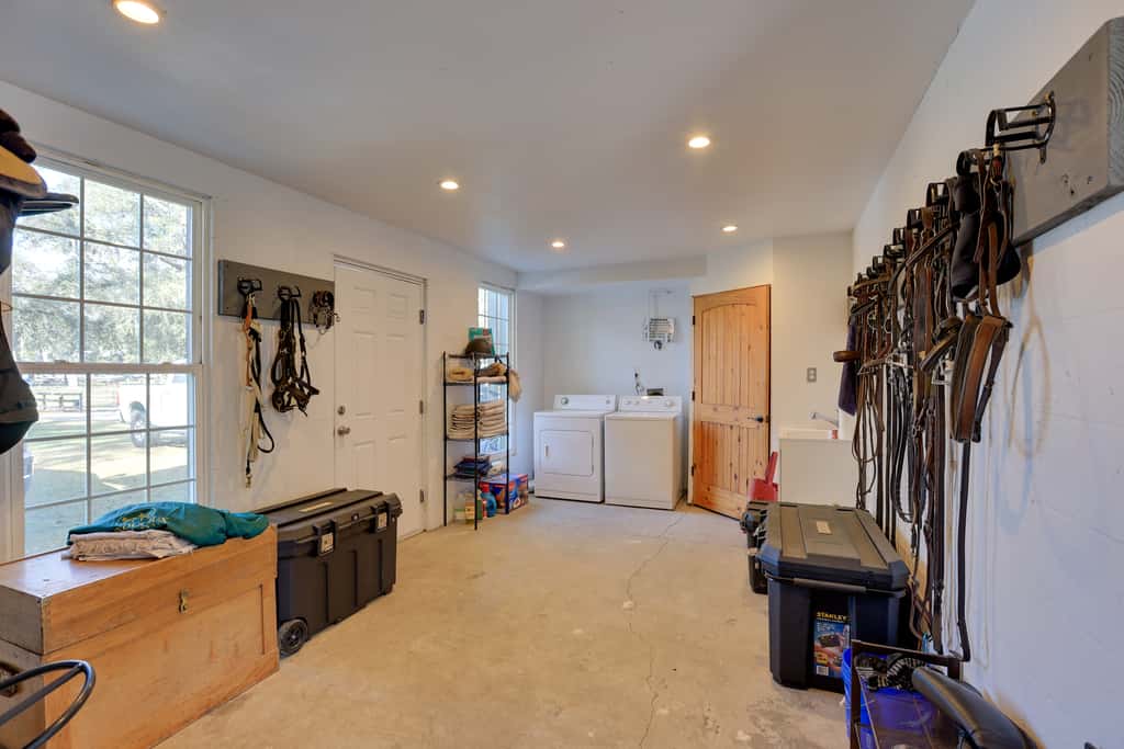 Over Barn Studio w/ View on 80 acre Farm near WEC