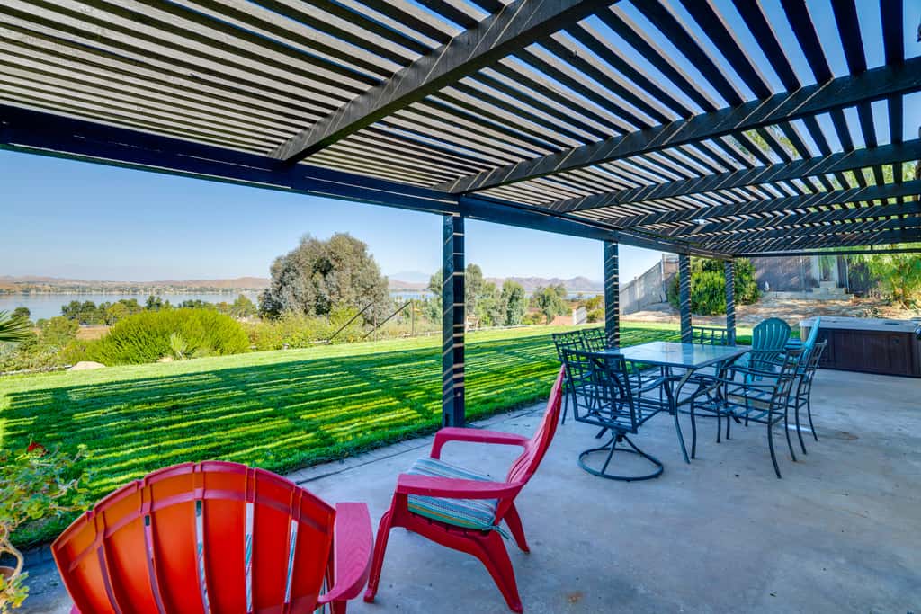Water-View Home w/ Hot Tub in Lake Elsinore!