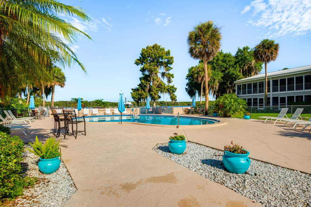 River-View Condo w/ Boat Slip in Welaka!
