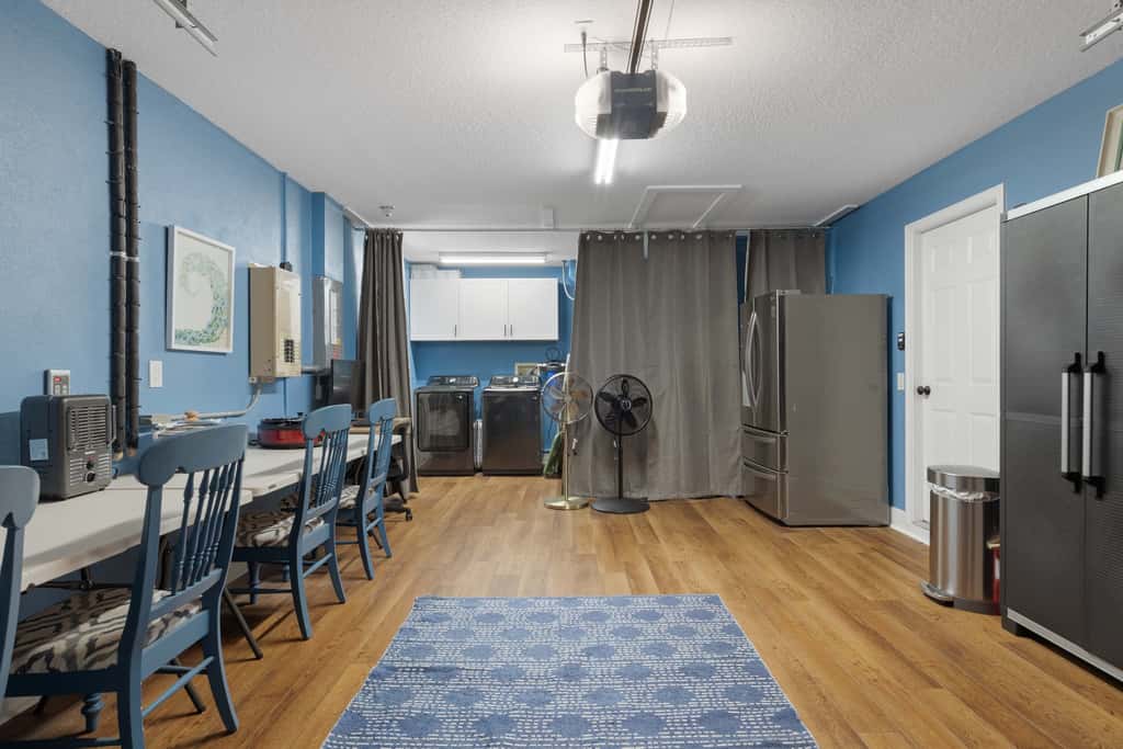 Welcoming ‘Little Blue Lakehouse’ in Crystal River