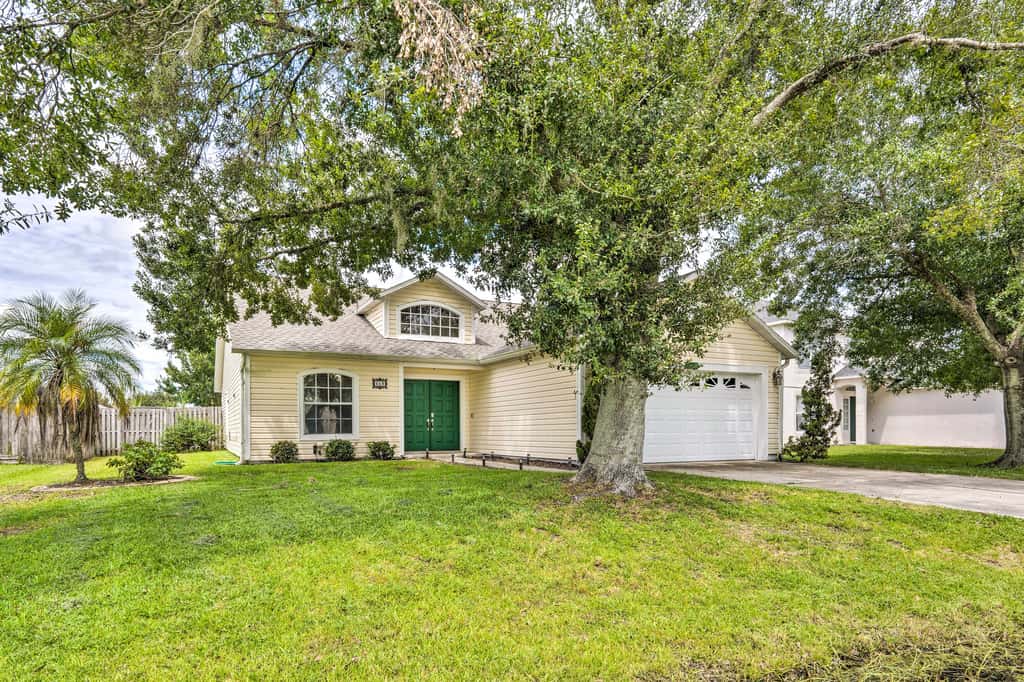 Private Pool & Yard: Airy Kissimmee Retreat!