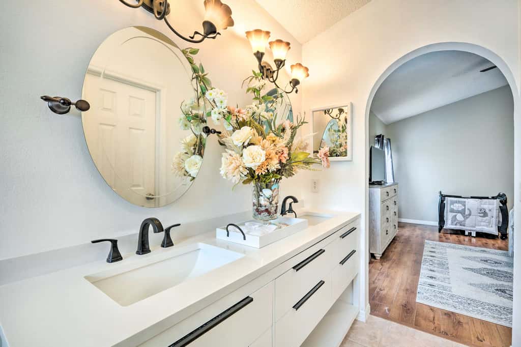 Private Pool & Yard: Airy Kissimmee Retreat!