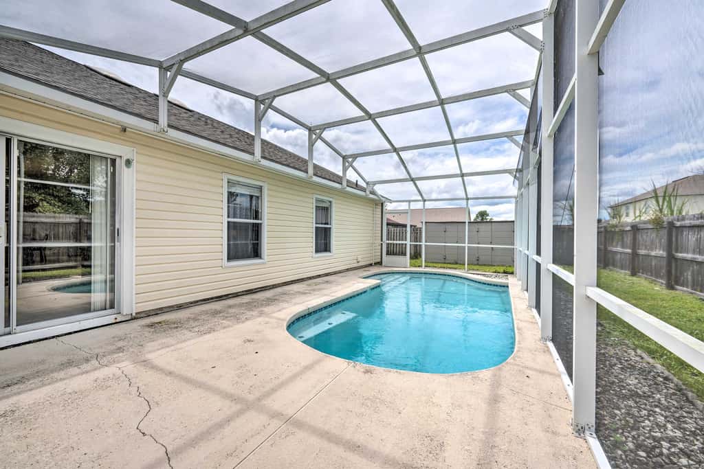 Private Pool & Yard: Airy Kissimmee Retreat!