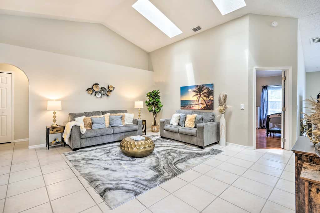 Private Pool & Yard: Airy Kissimmee Retreat!