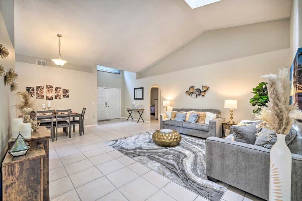 Private Pool & Yard: Airy Kissimmee Retreat!