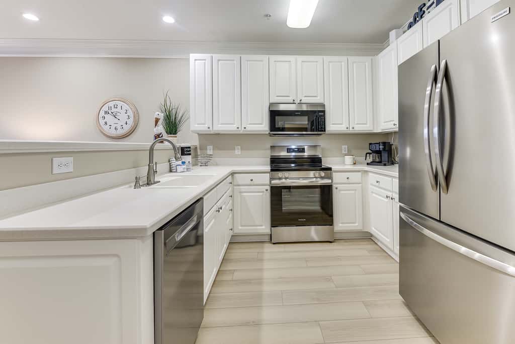 Pool & Private Balcony! Crow Creek Golf Club Condo