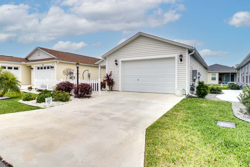 The Villages Home w/ Golf Cart & Community Pools!