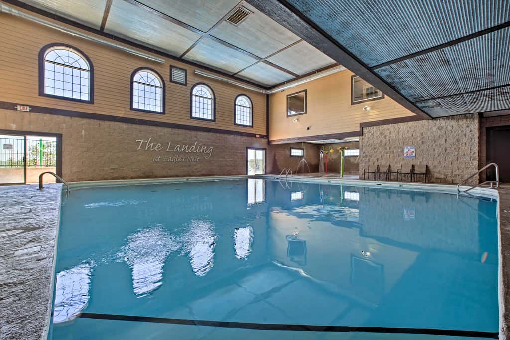 Near Silver Dollar City! Condo w/ Indoor Pool