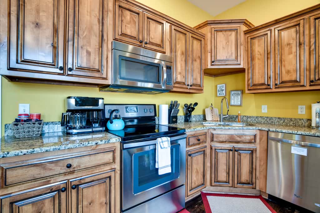 Near Silver Dollar City! Condo w/ Indoor Pool