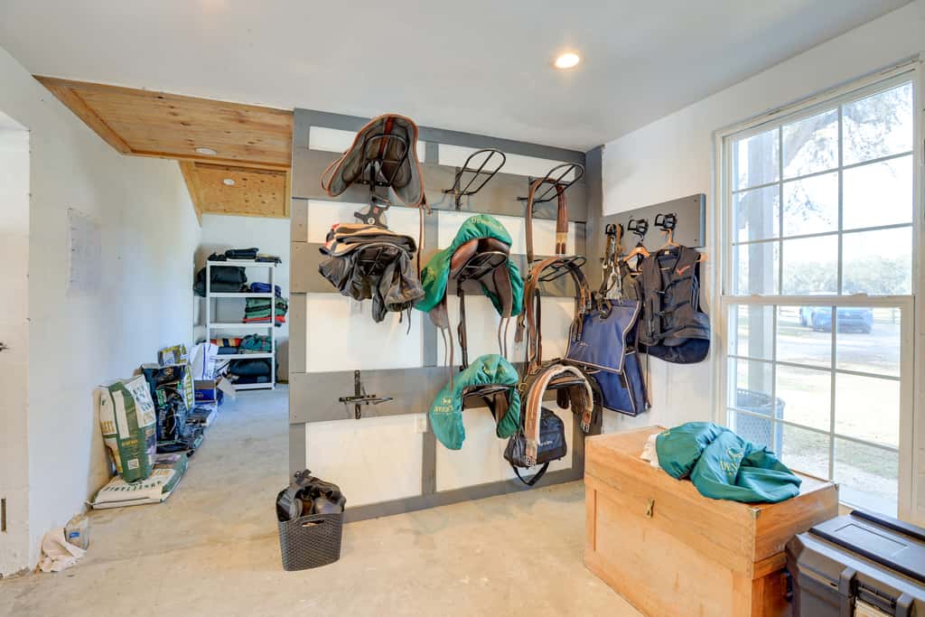 Pet-Friendly Studio Near World Equestrian Center!