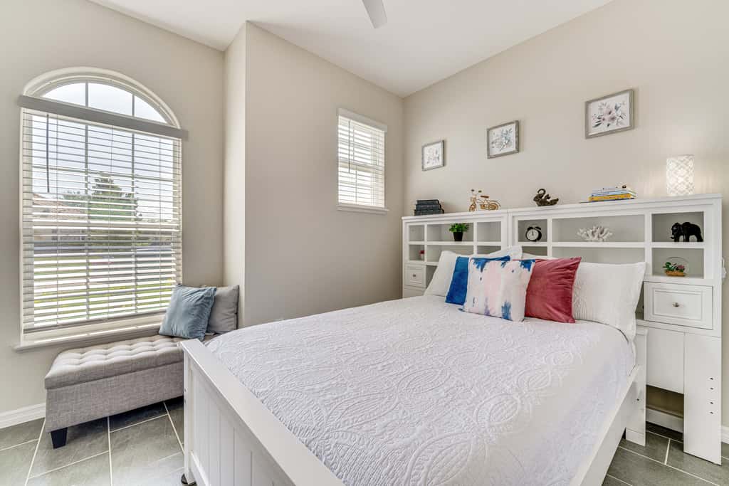 Relax, Play, Swim: Luxe Haines City Home w/ Lanai!