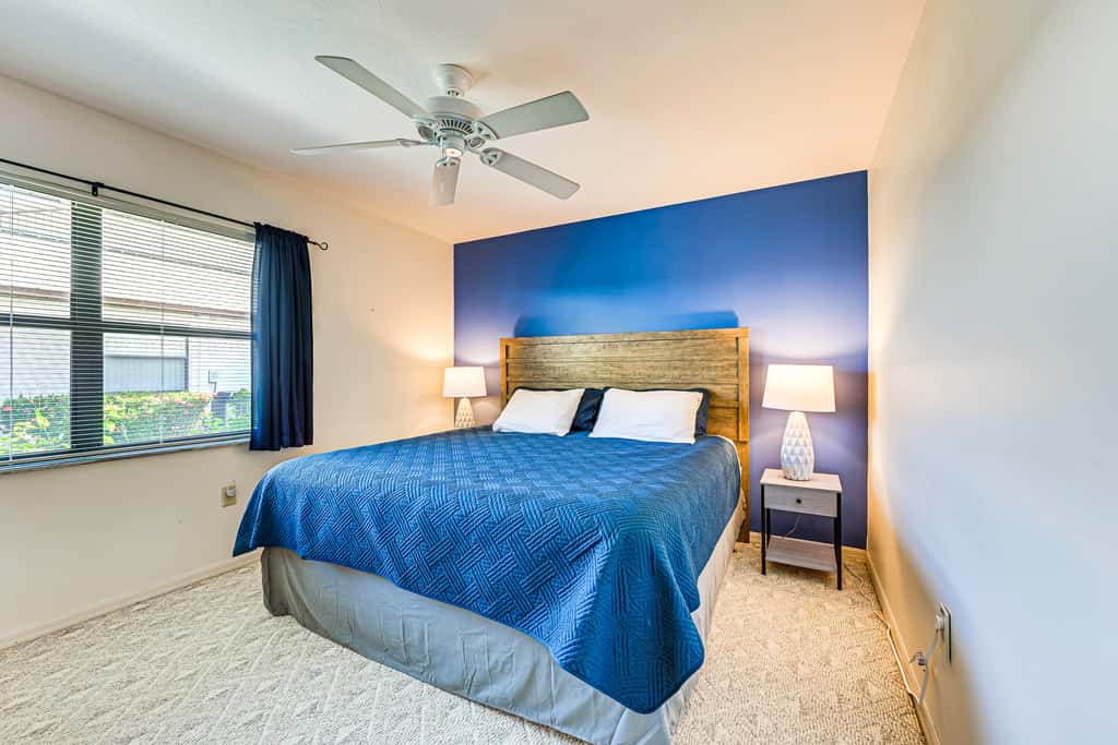 Sunny Canal-View Villa w/ Lanai in Sebring!