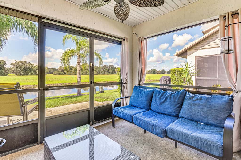 Sunny Canal-View Villa w/ Lanai in Sebring!
