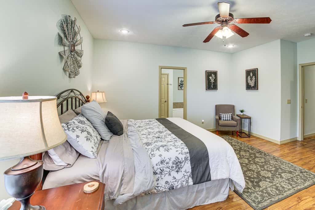 Pool & Lake Access: 'Cozy Nest' in Branson West