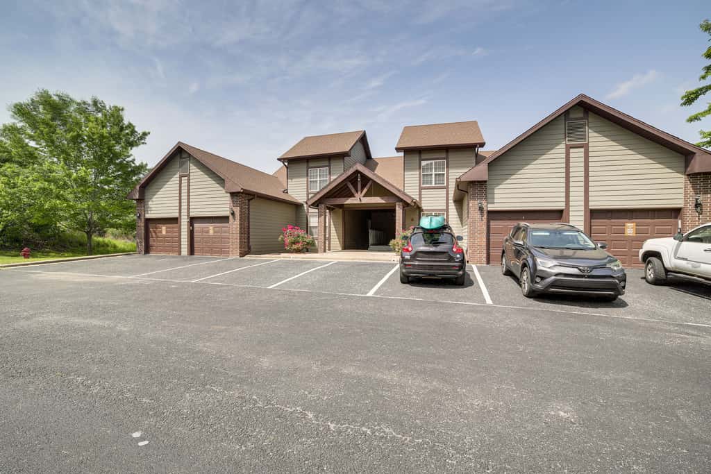 Pool & Lake Access: 'Cozy Nest' in Branson West