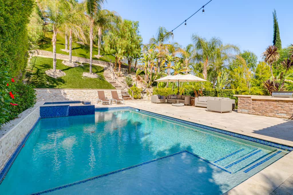 Play, Swim & Unwind: Luxe Los Angeles Oasis!