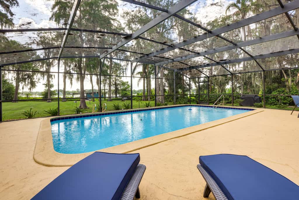 Lakefront Home w/ Hot Tub & Dock in Orlando!
