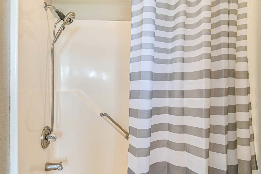 Table Rock Lake Retreat: Steps to Water & Pools!