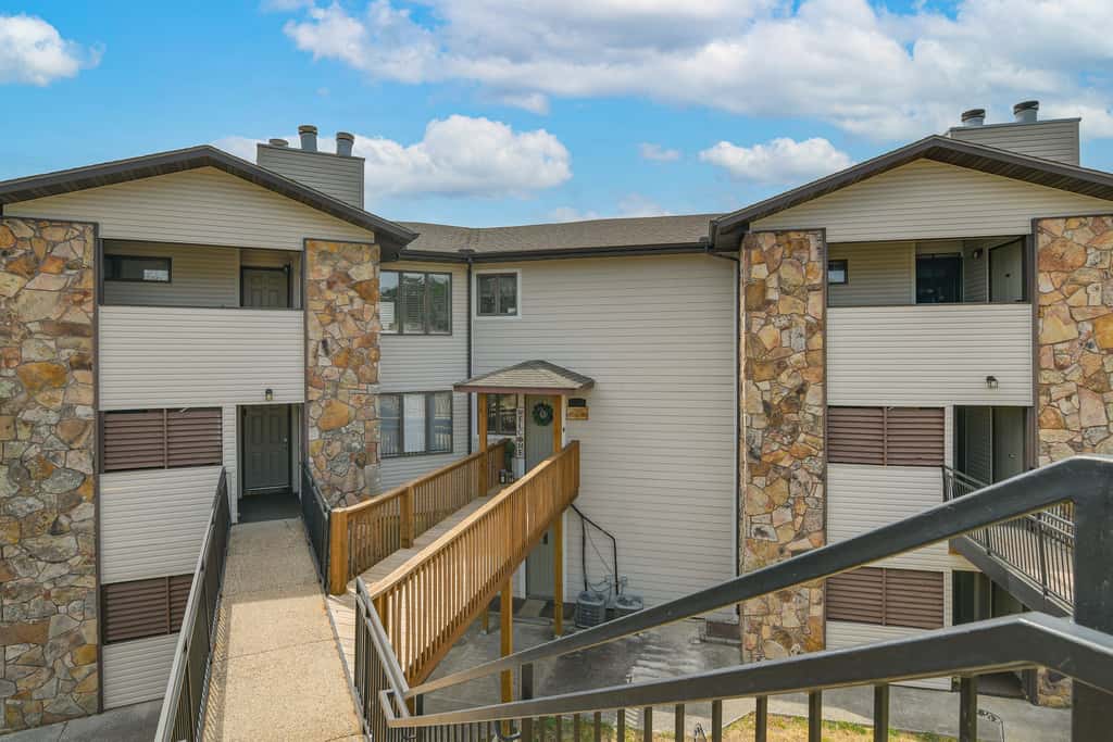 Table Rock Lake Retreat: Steps to Water & Pools!