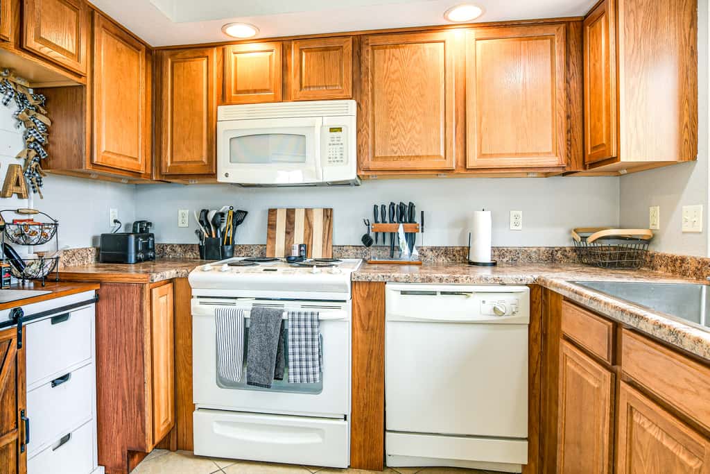 Table Rock Lake Retreat: Steps to Water & Pools!