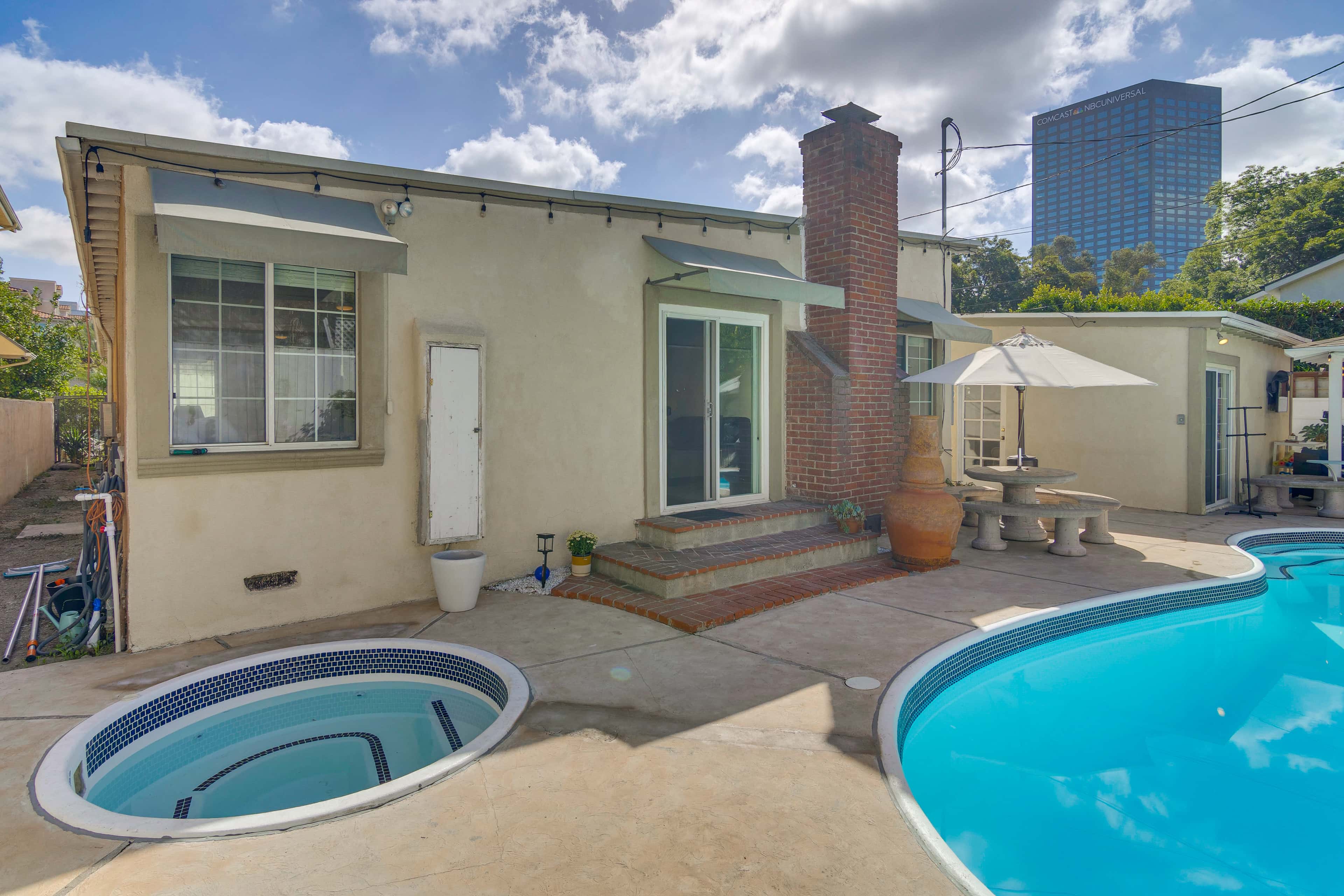 Pool Home < 1 Mi to Universal & 26 Mi to Stadium