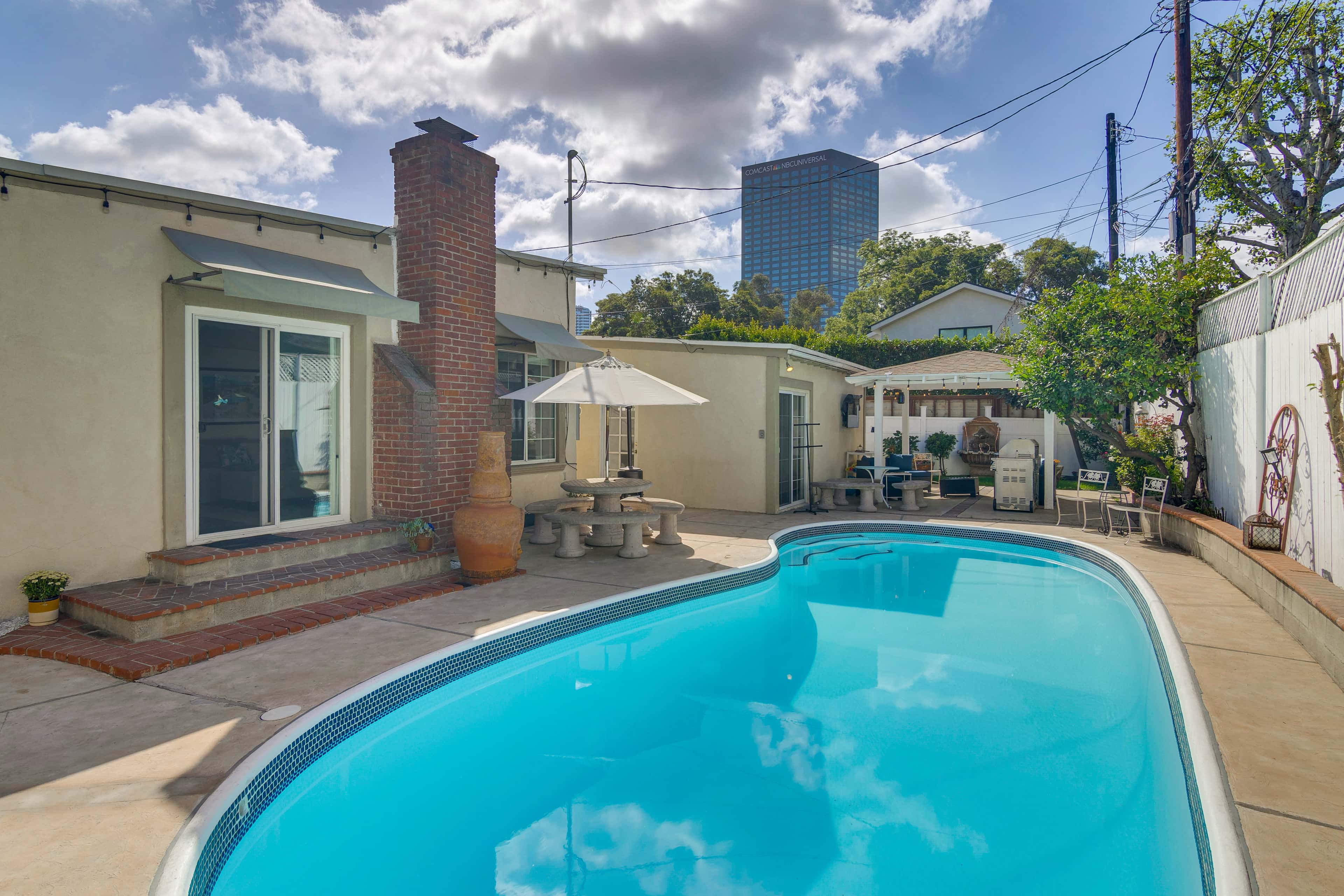 Pool Home < 1 Mi to Universal & 26 Mi to Stadium