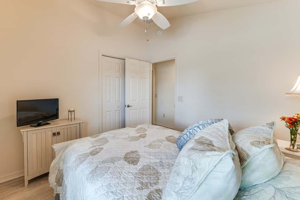 Quiet Escape in The Villages! House w/ Lanai
