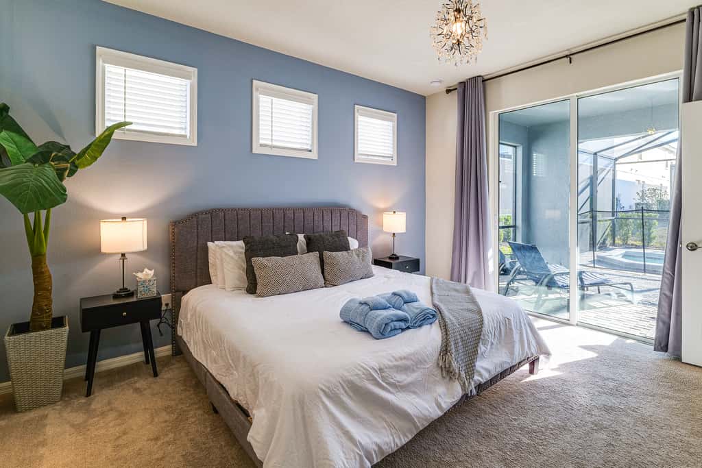 Resort Perks & Private Pool: Davenport Family Home