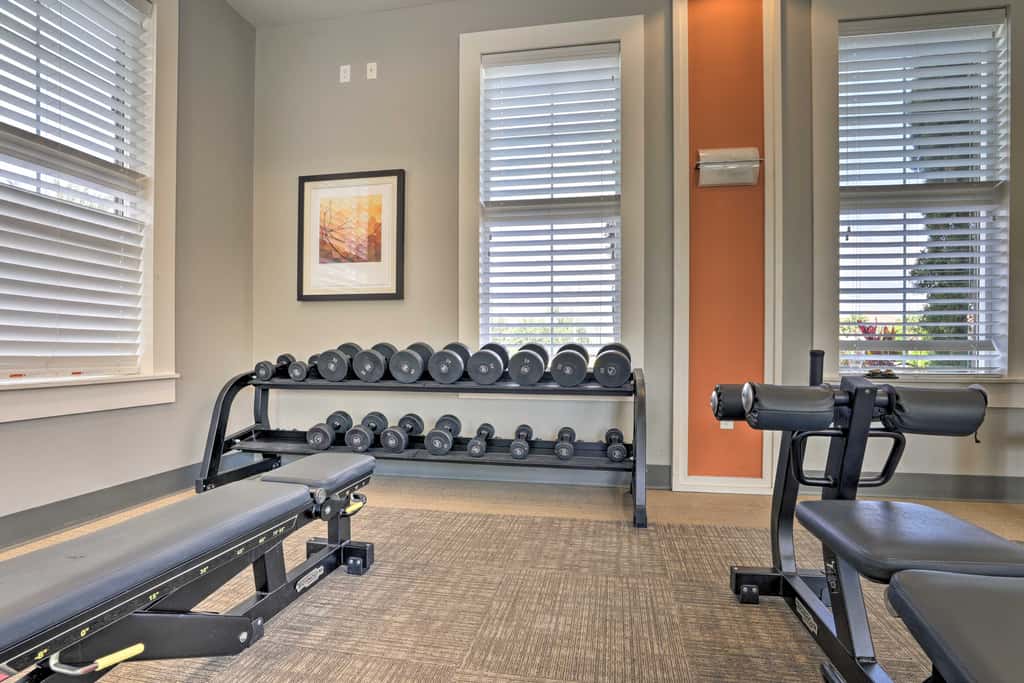 Resort Perks & Private Pool: Davenport Family Home