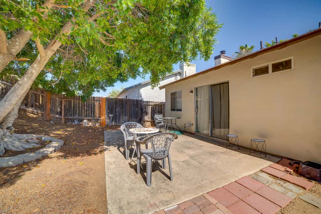 Moreno Valley Family Retreat Near HWY 60