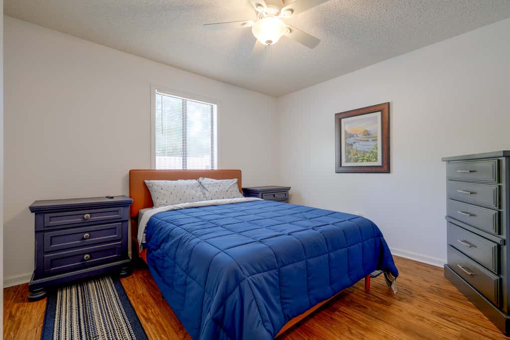 Walk to Med Center! Extended Wilmington Condo