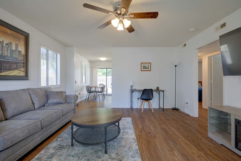 Walk to Med Center! Extended Wilmington Condo