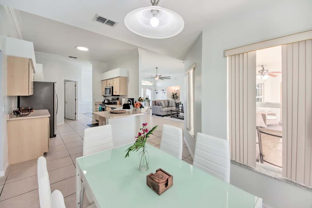 Pool & Fenced Yard: Sebring Retreat