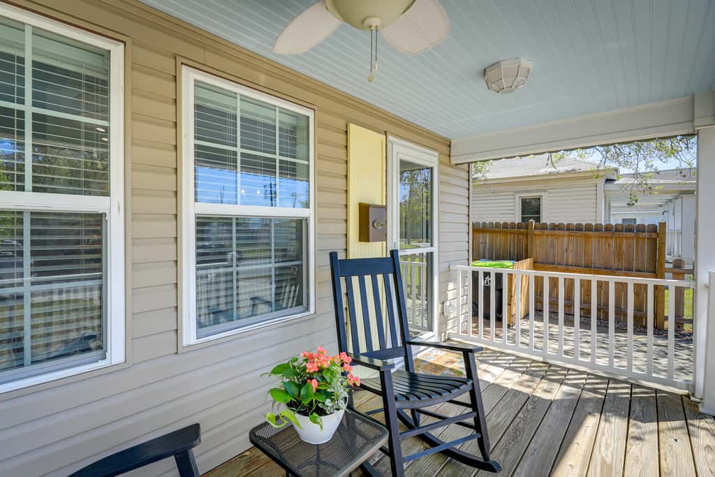 Lovely Morehead City Home w/ Fire Pit & Gas Grill