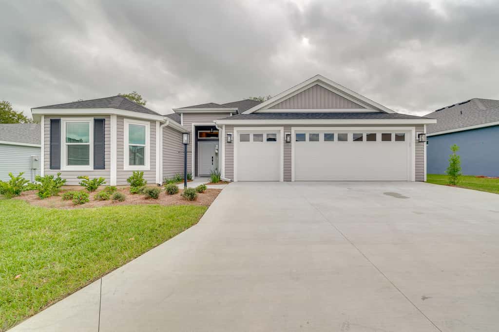 Pool Access & Screened Patio: Home in The Villages