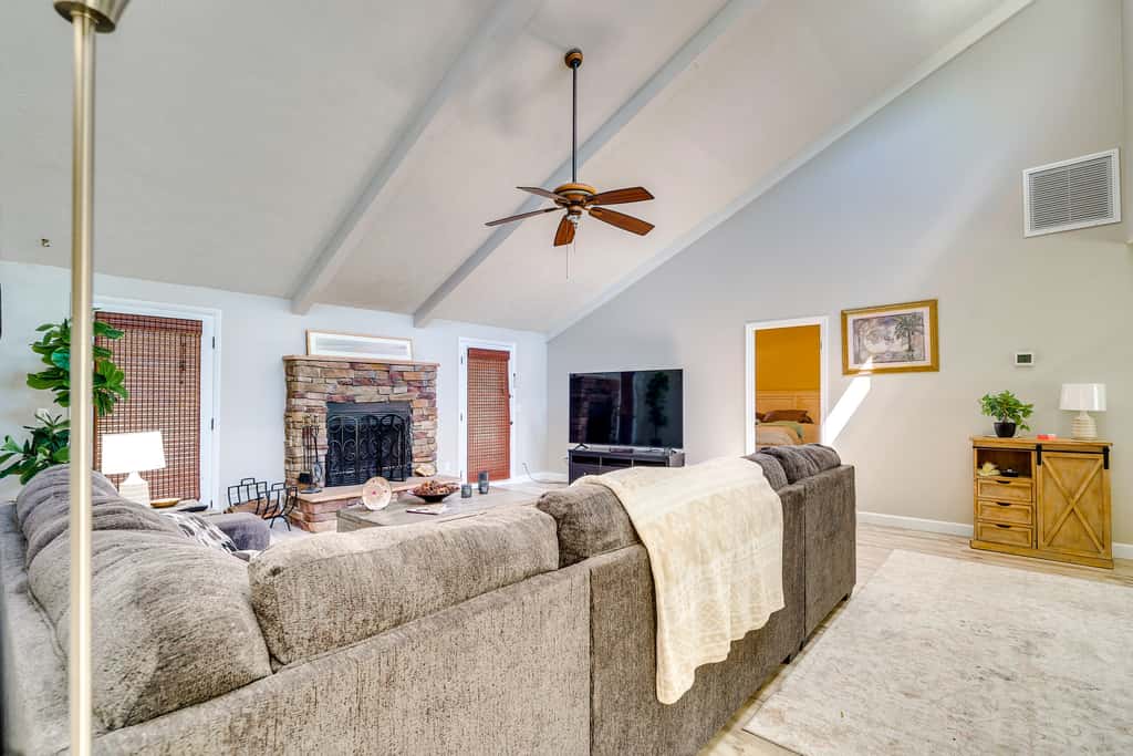 Sunny Ocala Oasis w/ Grill: Near National Forest!