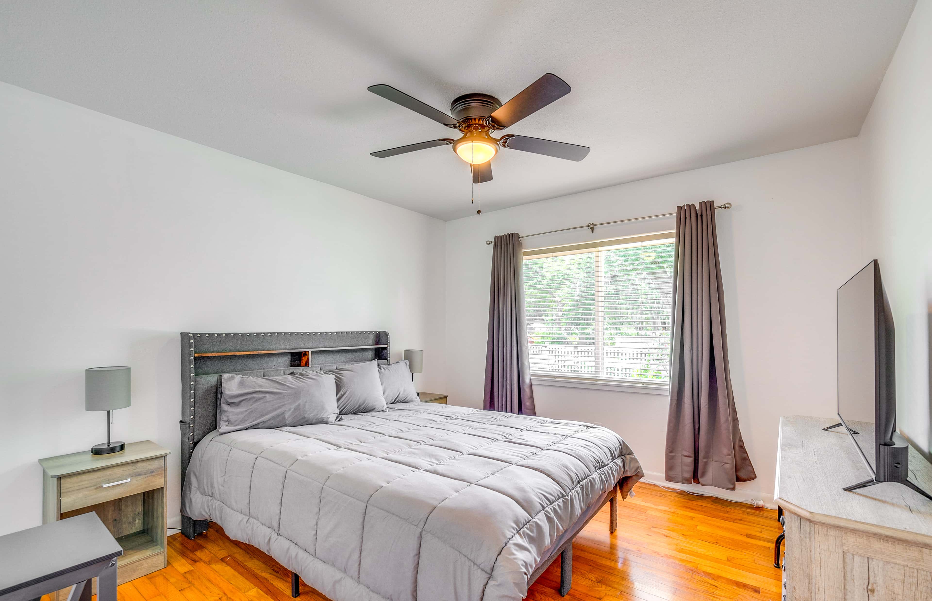 Ocala Retreat w/ Pool, Grill & Yard - Pets Welcome