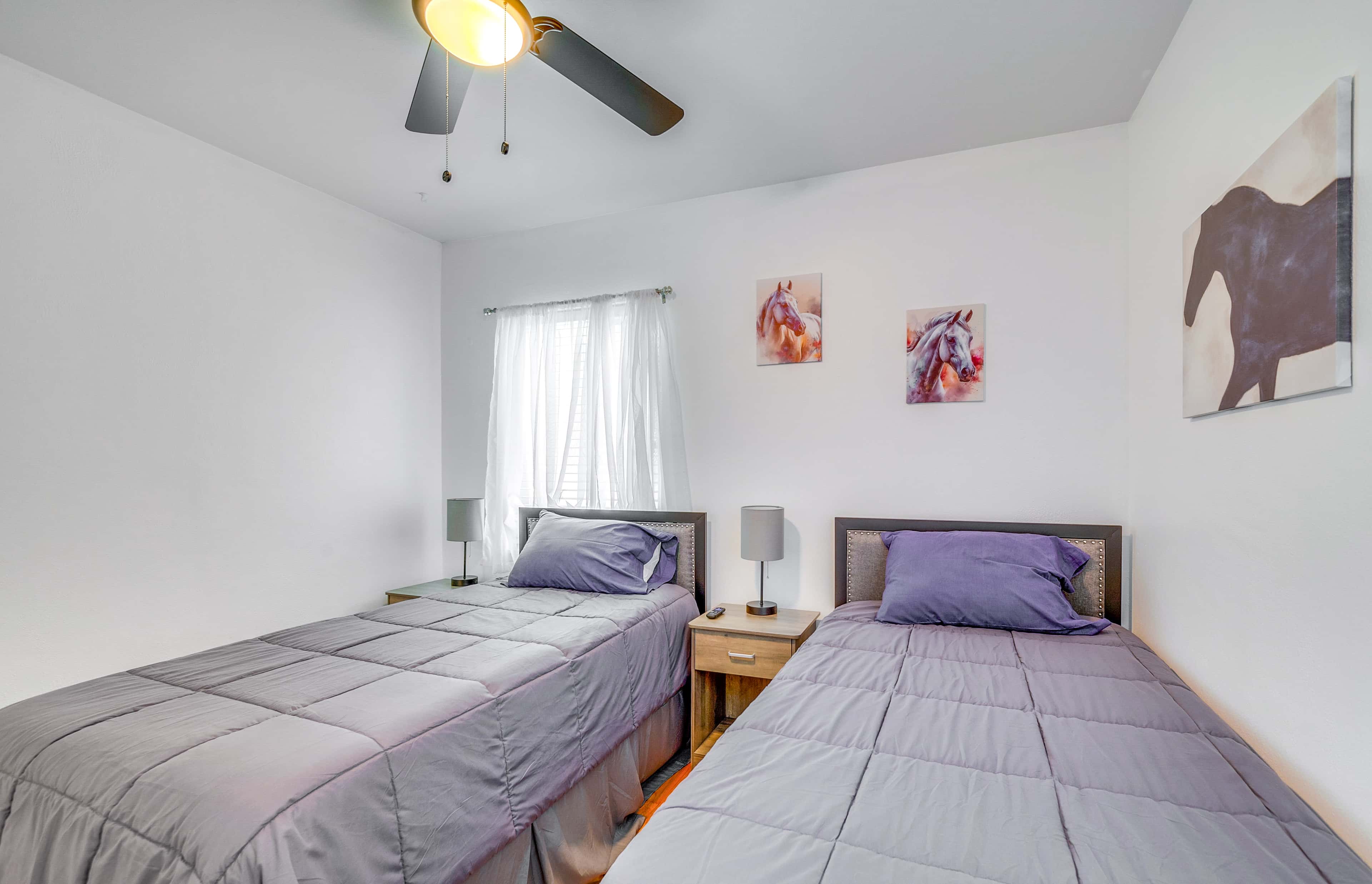 Ocala Retreat w/ Pool, Grill & Yard - Pets Welcome